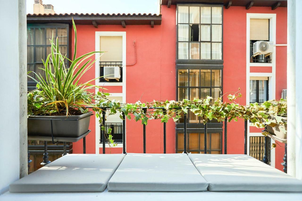 Santa Ana Boutique Apartment Madrid Ngoại thất bức ảnh